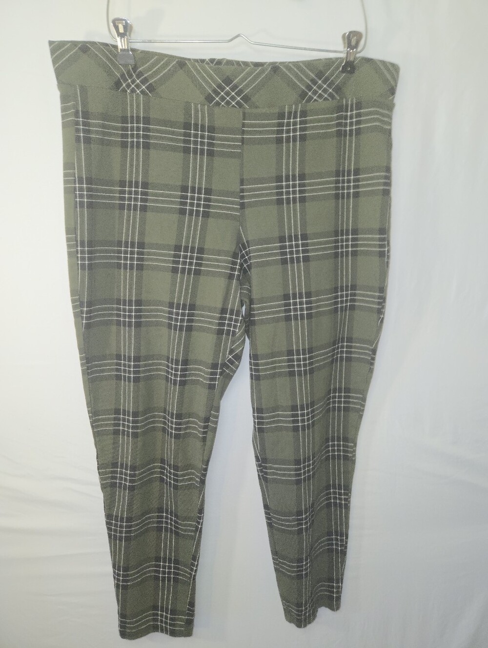 Torrid US Womens Plus Size 3X Olive Black White Plaid Leggings